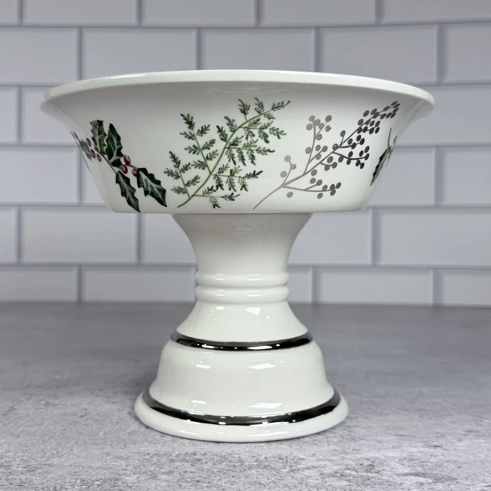 Bath and Body Works Holiday Christmas Holly Pedestal Candle Holder Candy Dish
